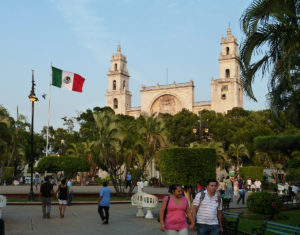 Central-Plaza-and-Cathedral-of-Merida-Yucatan